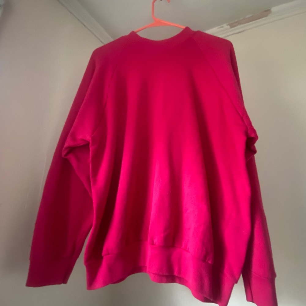 80’s/90’s hot pink thick long sleeve/light sweatshirt size men’s L